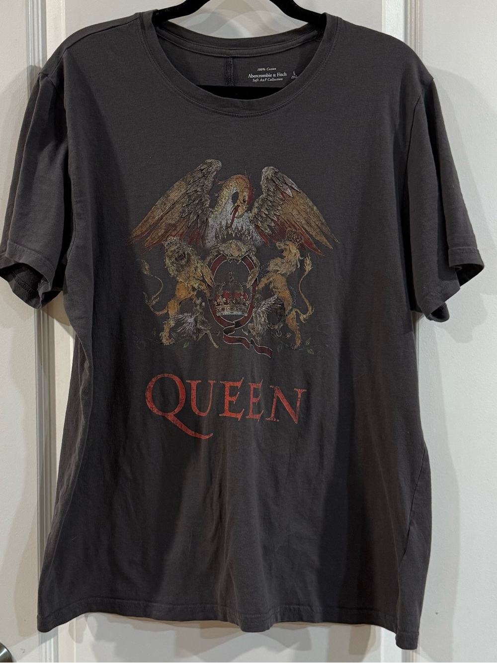 Abercrombie & Fitch ~Queen~Soft AF Gray Graphic Short Sleeve